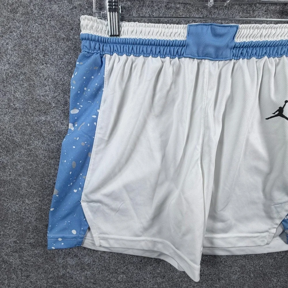 Air Jordan Basketball Jersey & Shorts Men L/M White Blue Performance Knights #20